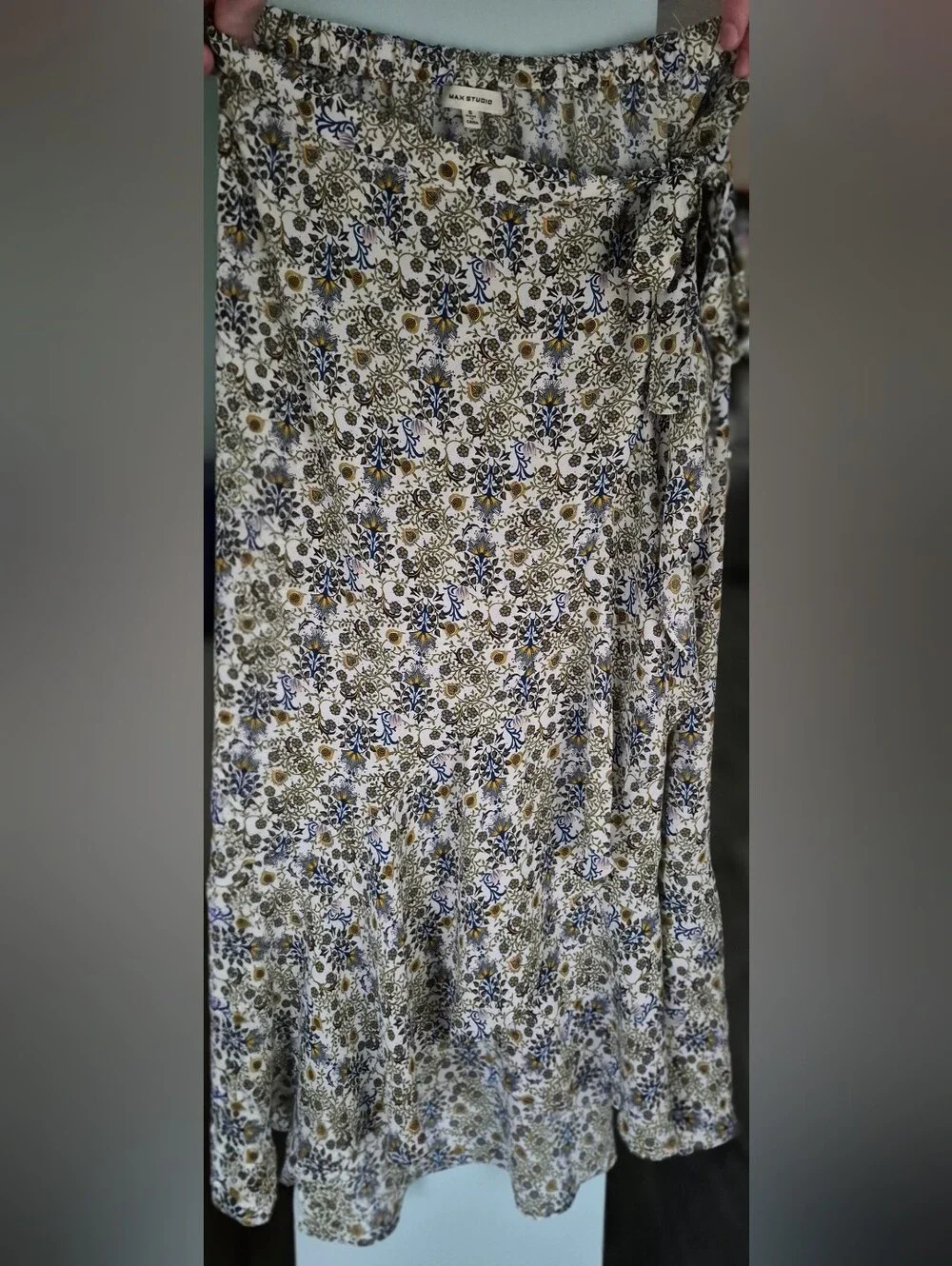 Max Studio Cream Floral Maxi Dress with Blue and Olive Floral Print And Bow